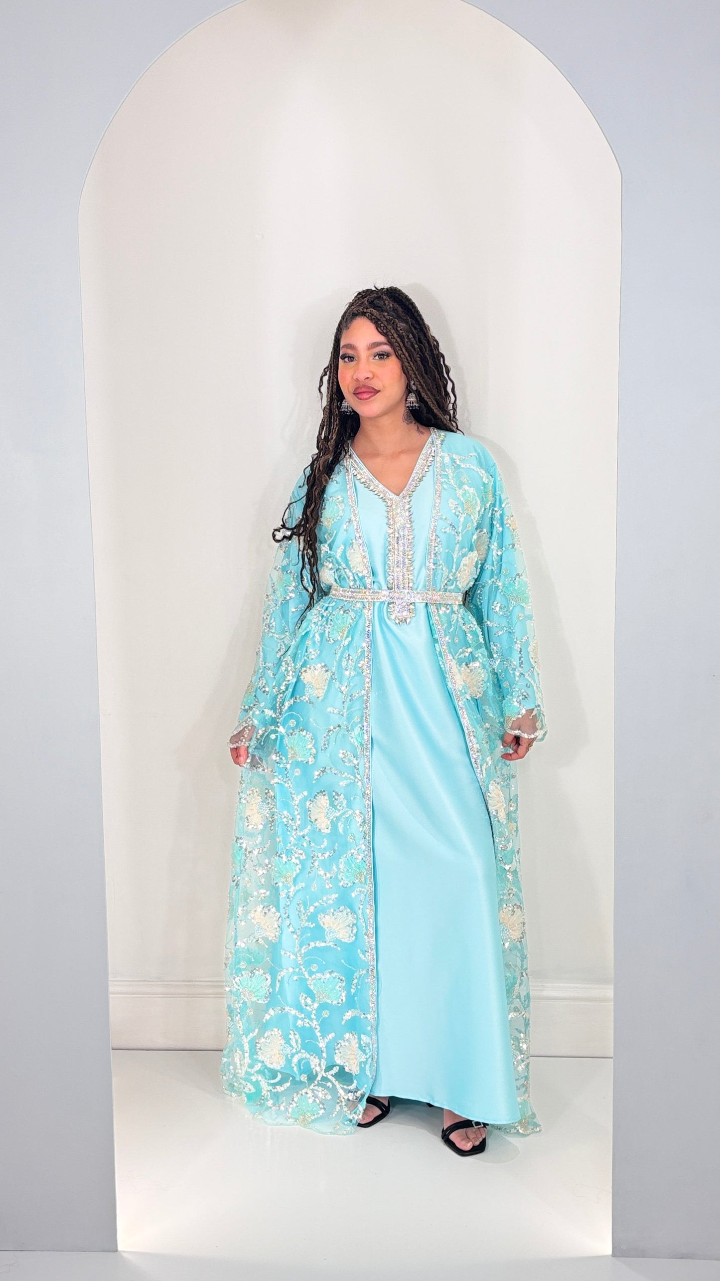 Exquisite Sky Blue Takchita Gown