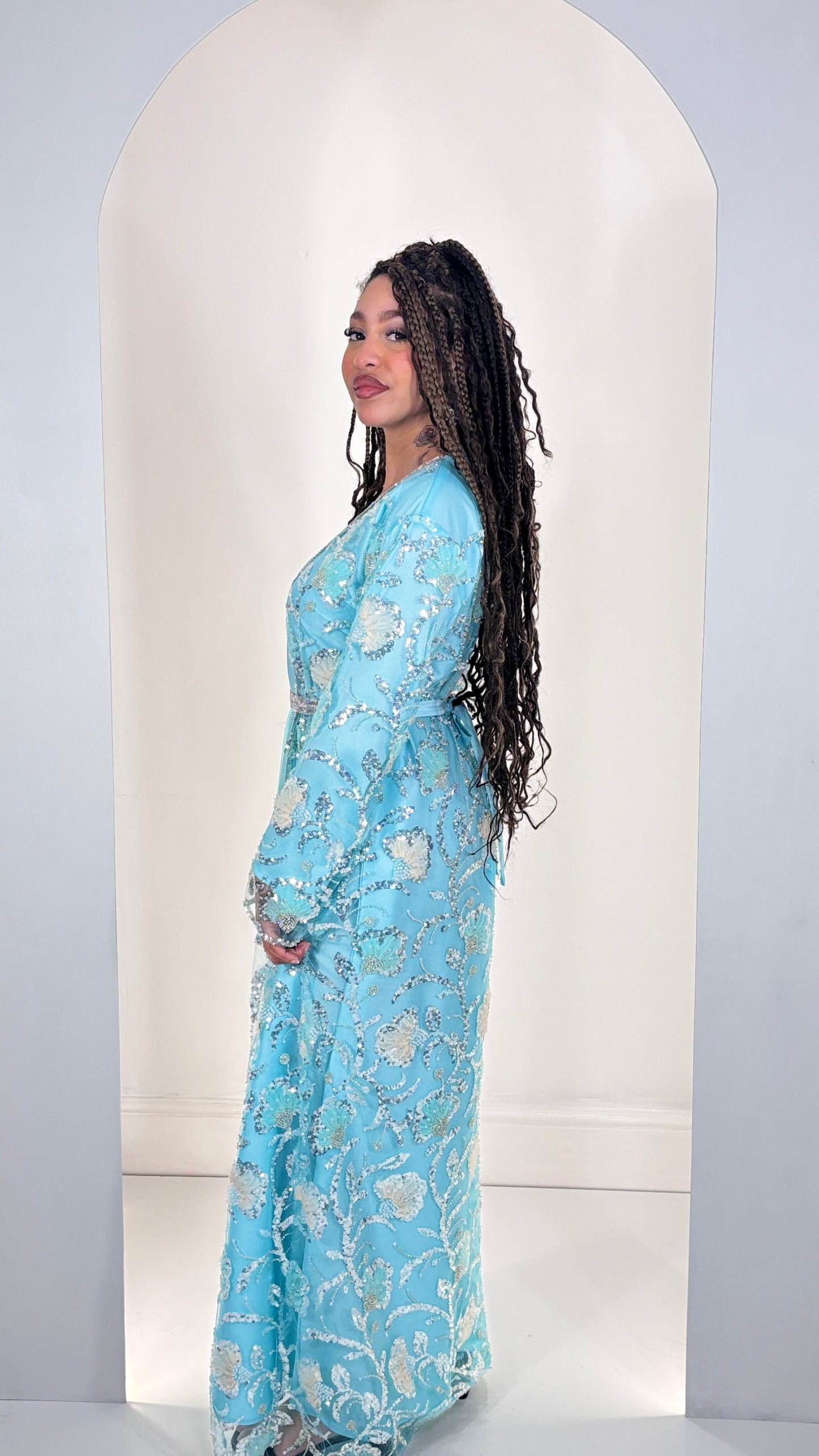 Exquisite Sky Blue Takchita Gown